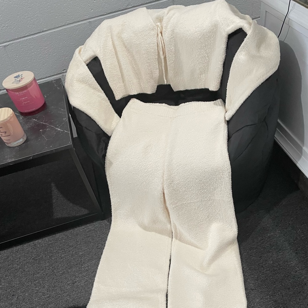 I’m a small business owner and I’m trying to sell my products on poshmark